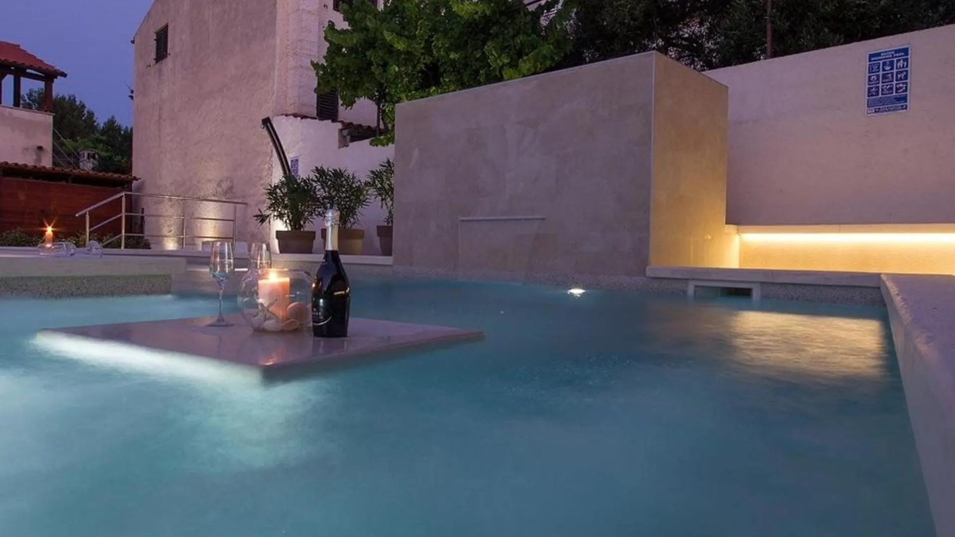 Ferienhaus Mit Privatpool Fuer 7 Personen Ca 110 Qm In Banjole, Istrien Istrische Riviera 0*, Banjole Croatia