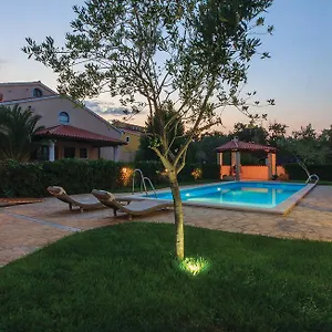 Oliva Apartment